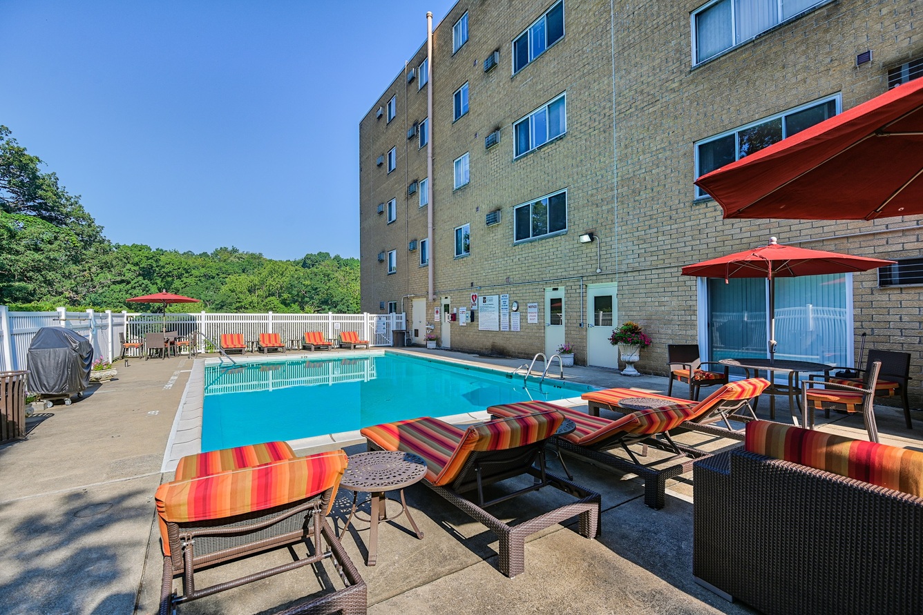 Chateau Perry Apartments North Hills Pittsburgh